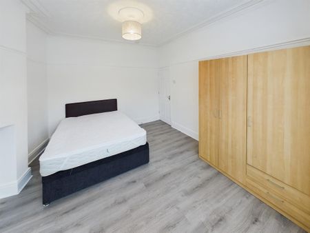 1 bedroom ground floor flat to rent - Photo 4