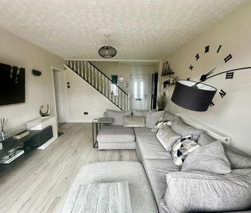 3 bedroom semi-detached house to rent - Photo 4