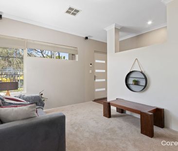 Tick All Boxes - Photo 5