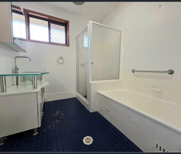 Comfort, Convenience in the Heart of Bligh Park - Photo 6