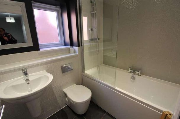 Cleverley Rise, Southampton, SO31 - Photo 1