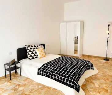 Via Quintino Sella, Florence, Tuscany 50136 - Photo 1