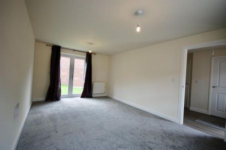 3 bedroom detached house to rent - Photo 2