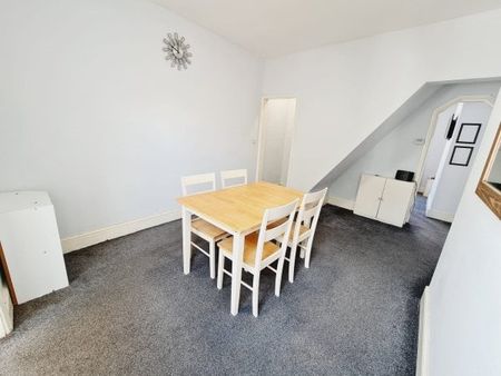 St Andrews Street, LN5 7UB, Property for rent - Photo 2