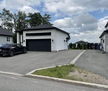 3½ Tout Inclus — Saint-Jérôme 1350$/mois - Photo 2
