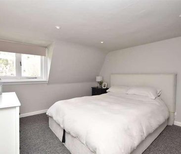 Top Floor Flat, Walcot Terrace, Bath, Somerset, BA1 - Photo 3