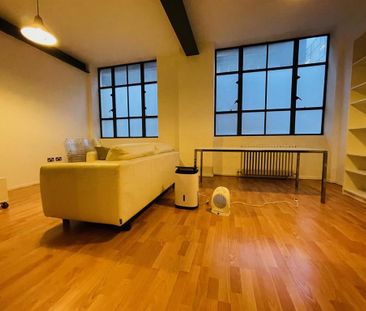 2 bedroom flat to rent - Photo 2