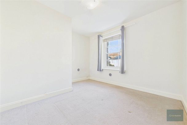 Flat 4 Kingsley House, 139-141 Cotham Brow, Bristol, BS6 - Photo 1