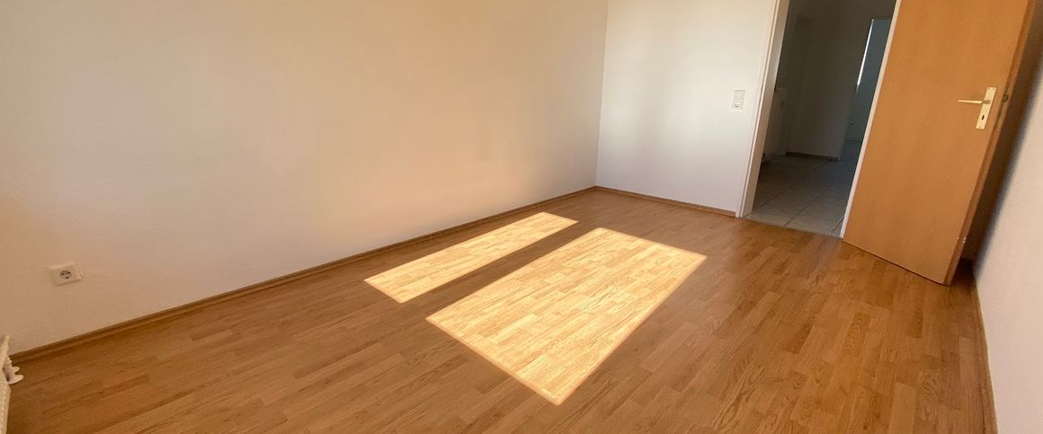 Frisch renoviert ins neue Glück - Foto 1
