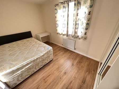 Silverbirch Avenue, Coventry, Canley - Photo 3