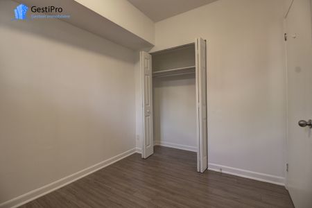 1370 Frontenac - Photo 3