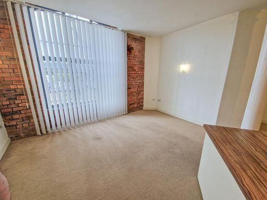3 bedroom flat to rent - Photo 1