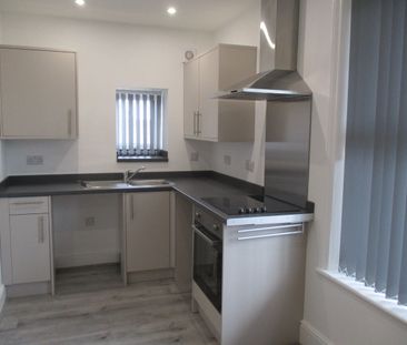 Studio Flat, Slatey Road, CH43 - Photo 2