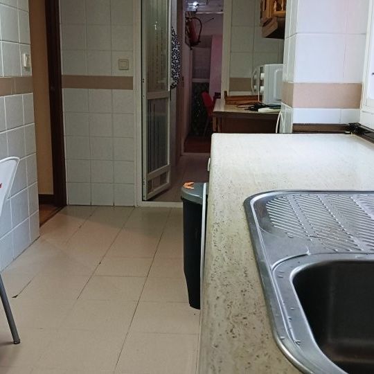 madrid, Community of Madrid 28047 - Photo 1