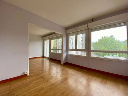 Location appartement 4 pièces 69.62 m² à Évreux (27000) - Photo 2