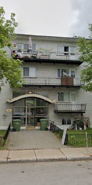 3 1/2 - 5250 Charleroi, Montréal - Photo 1
