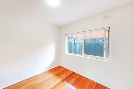 3/1A Gilbertson Street, Essendon - Photo 3