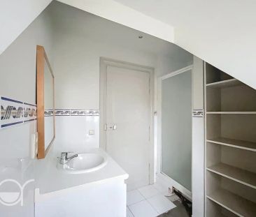 Mooie hoeve met bijgebouwen en zicht op kasteel - Photo 5