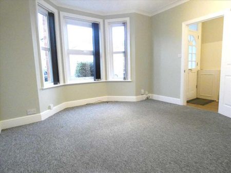 3 bedroom detached house to rent - Photo 2