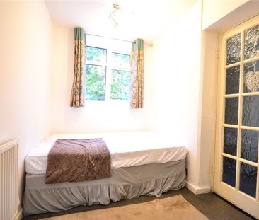 Raveley Avenue, Fallowfield, Manchester, M14 6WA - Photo 3