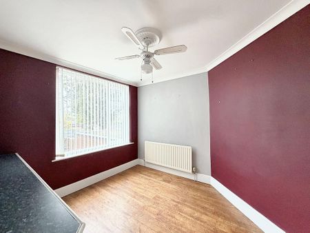 2 bedroom terraced house to rent - Photo 4
