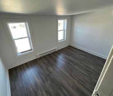 Beau Logement 1 Chambre - Hull - Photo 1