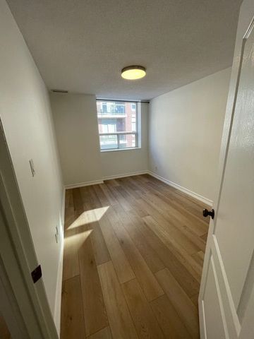 For Lease - 4198 Dundas Street Unit# 307, Toronto, Ontario - Photo 3