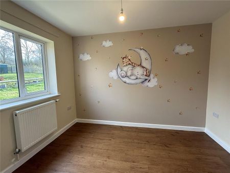 2 bedroom bungalow to rent - Photo 2