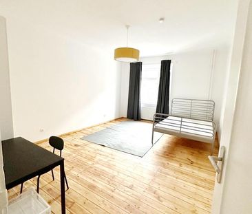 3 Zimmer Wohnung möbliert befristet NEU renoviert mit Küche - Foto 1