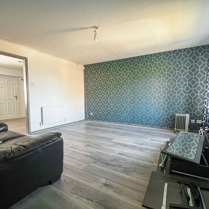 3 Bedroom - Photo 1