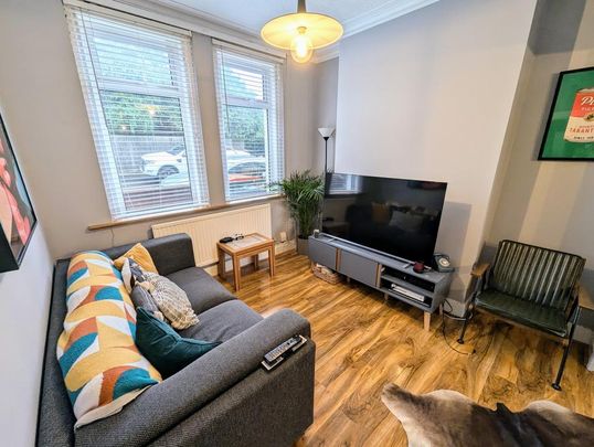 2 bedroom terraced house to rent - Photo 1