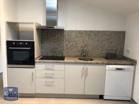 Appartement à louer 3 pièces 81.88m² - Photo 2