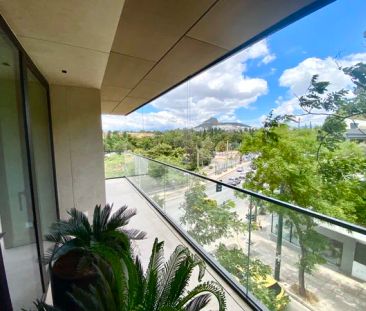 Luxury Apartment with Acropolis View for Rent in Mets Athens - Photo 6