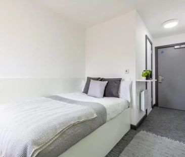 Standard Plus En-suite - Photo 3