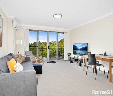 Modern & Stylish Apartment - Photo 6