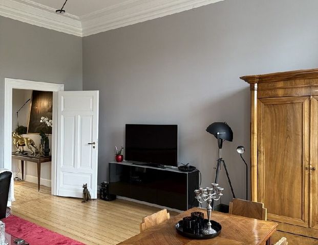 Topmöblierte ‚Bel Etage‘ in bester Lage der Bonner Südstadt - Foto 1