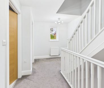 Upper Meadow, Gerrards Cross, Buckinghamshire,SL9 - Photo 3