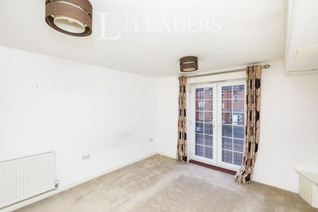 2 bedroom flat to rent - Photo 5