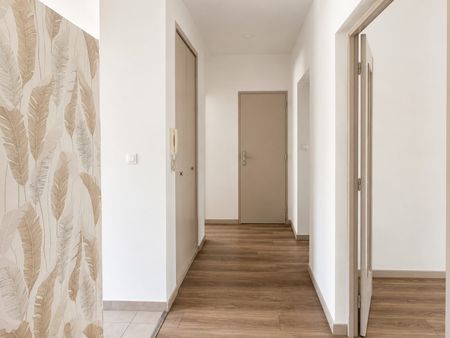 Location Appartement 3 pièces 72m² NARBONNE 11100 - Photo 4