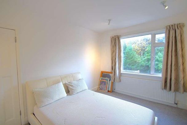 Cambridge Road, North Harrow, HA2 - Photo 1