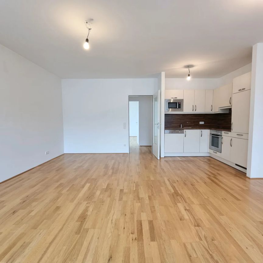 Charmante 3-Zimmer-Wohnung mit Loggia – Wohnen im Herzen der Stadt - Foto 1