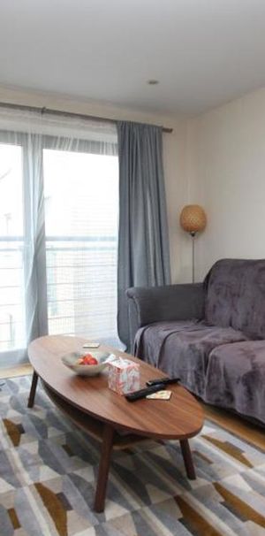 A fantastic one bedroom, unfurnished in this modern block right next to the BRI. - Photo 1