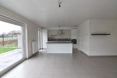 Ruime woning met garage in Klemskerke (De Haan) - Photo 3