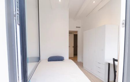 Carrer del Poeta Cabanyes, Barcelona, Catalonia 08004 - Photo 4