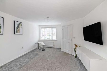 Glossop Close, Warrington, Cheshire, WA1 - Photo 5