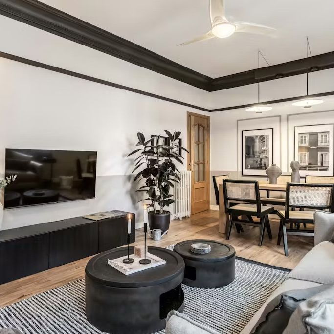 Paseo de la Reina Cristina, Madrid, Community of Madrid 28014 - Photo 1