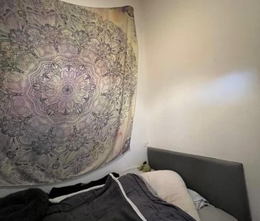 1 Bed Flat, Balmoral Road, L6 - Photo 3