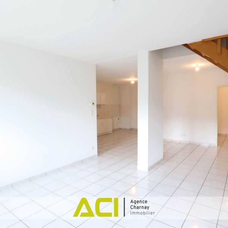SAINT ALBAIN – NORD MACON APPARTEMENT T3 BIS EN DUPLEX AVEC GARAGE - Photo 1