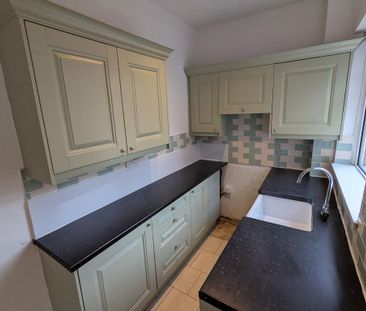 2 bedroom terraced house to rent - Photo 6