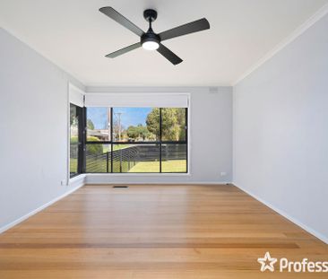 1/9 Arkarra Court, Mooroolbark - Photo 3